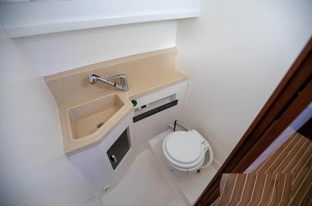 Futura 860 wc z prysznicem Wegorzewo