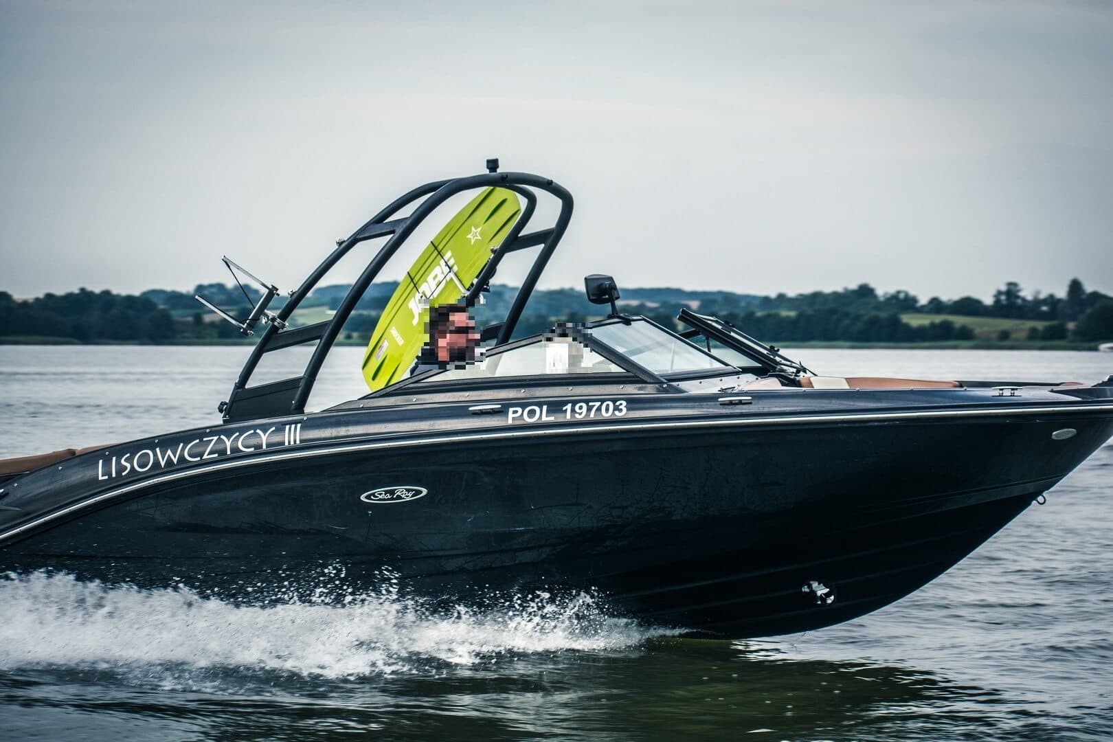 Sea Ray 210 — zdjęcie 2