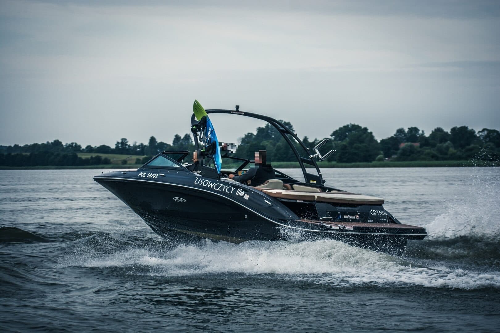 Sea Ray 210 — zdjęcie 14