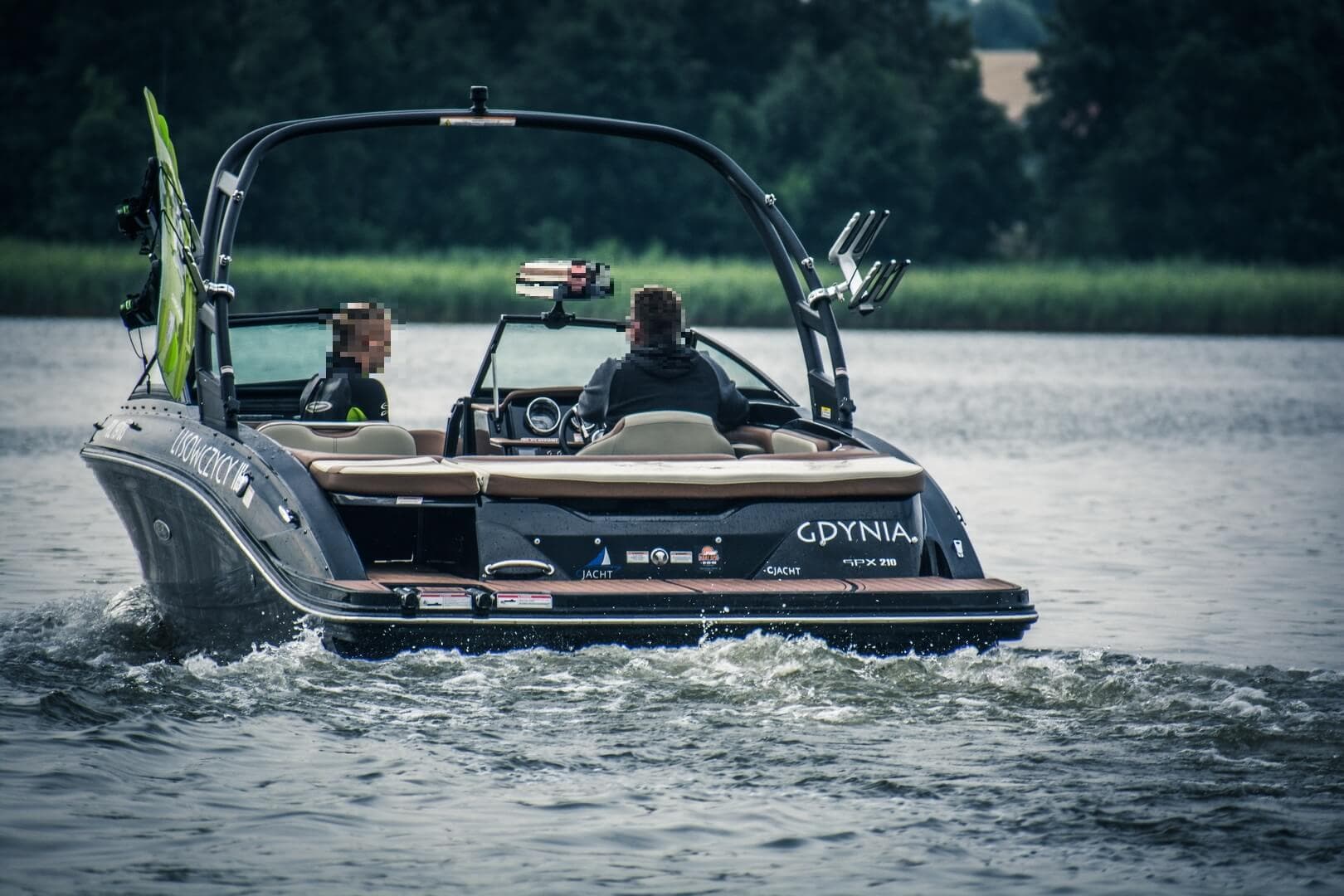 Sea Ray 210 — zdjęcie 17