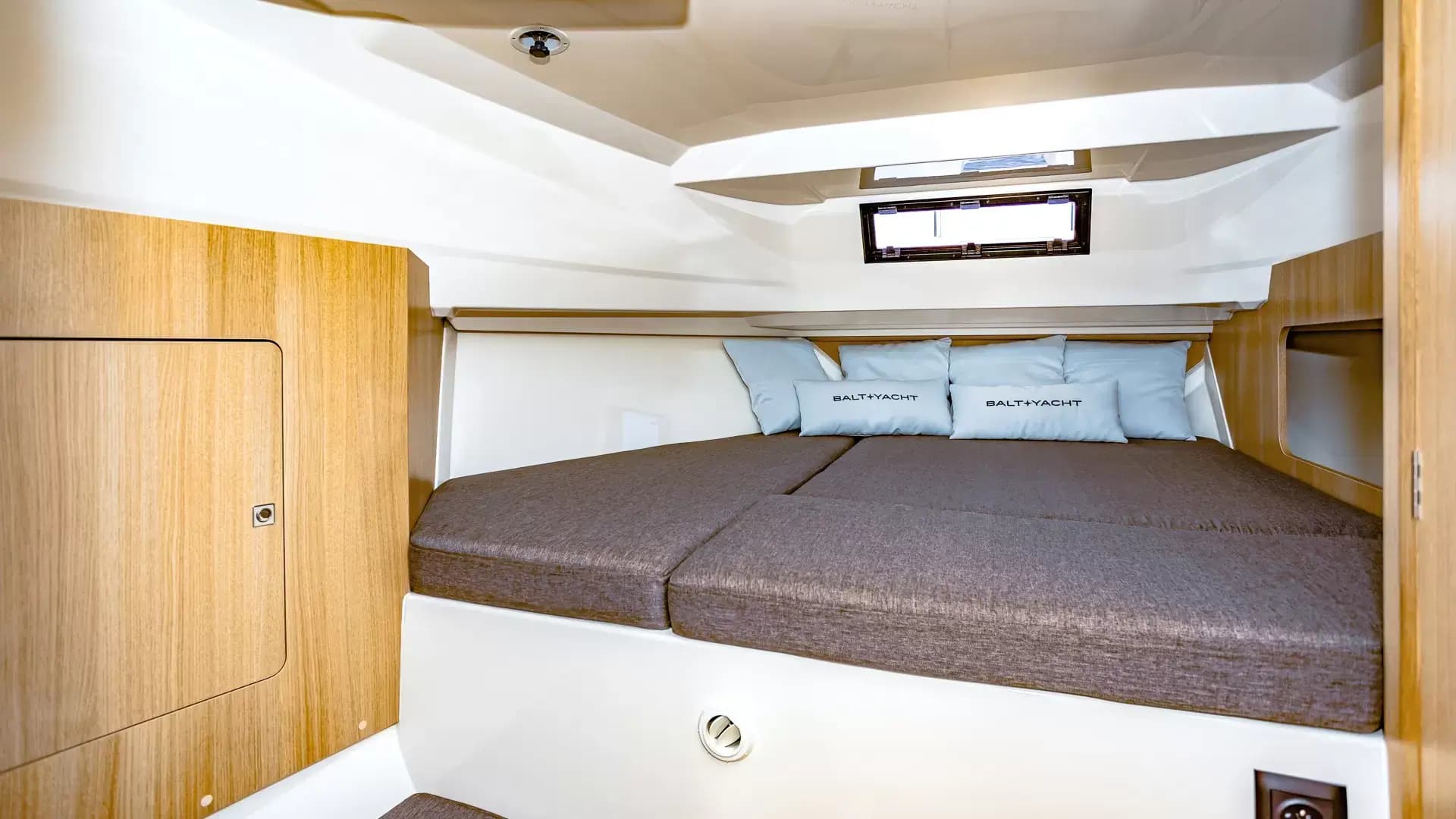 Suncamper 35 Flybridge — zdjęcie 13