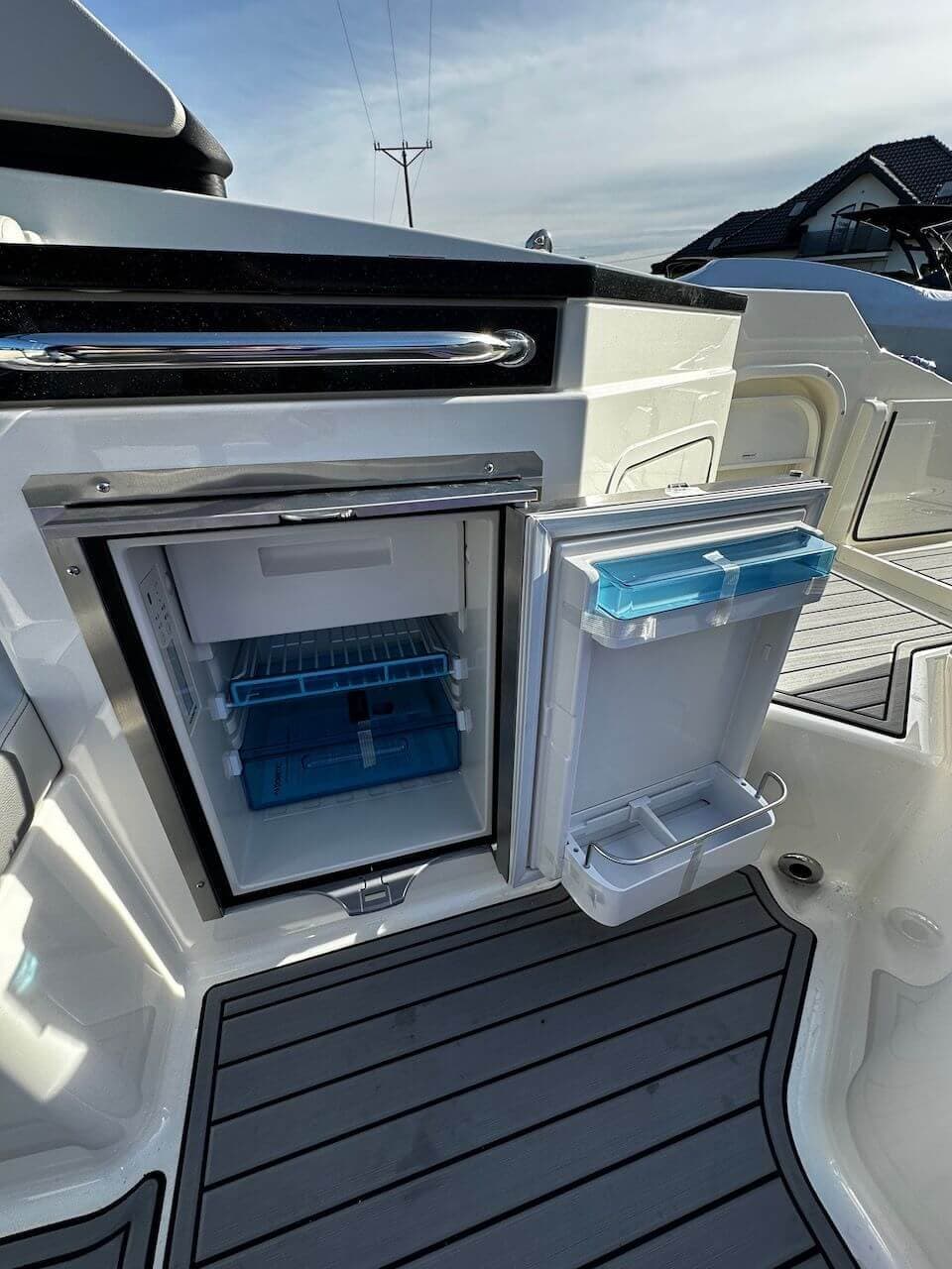 Sea Ray 290 SDX — zdjęcie 17