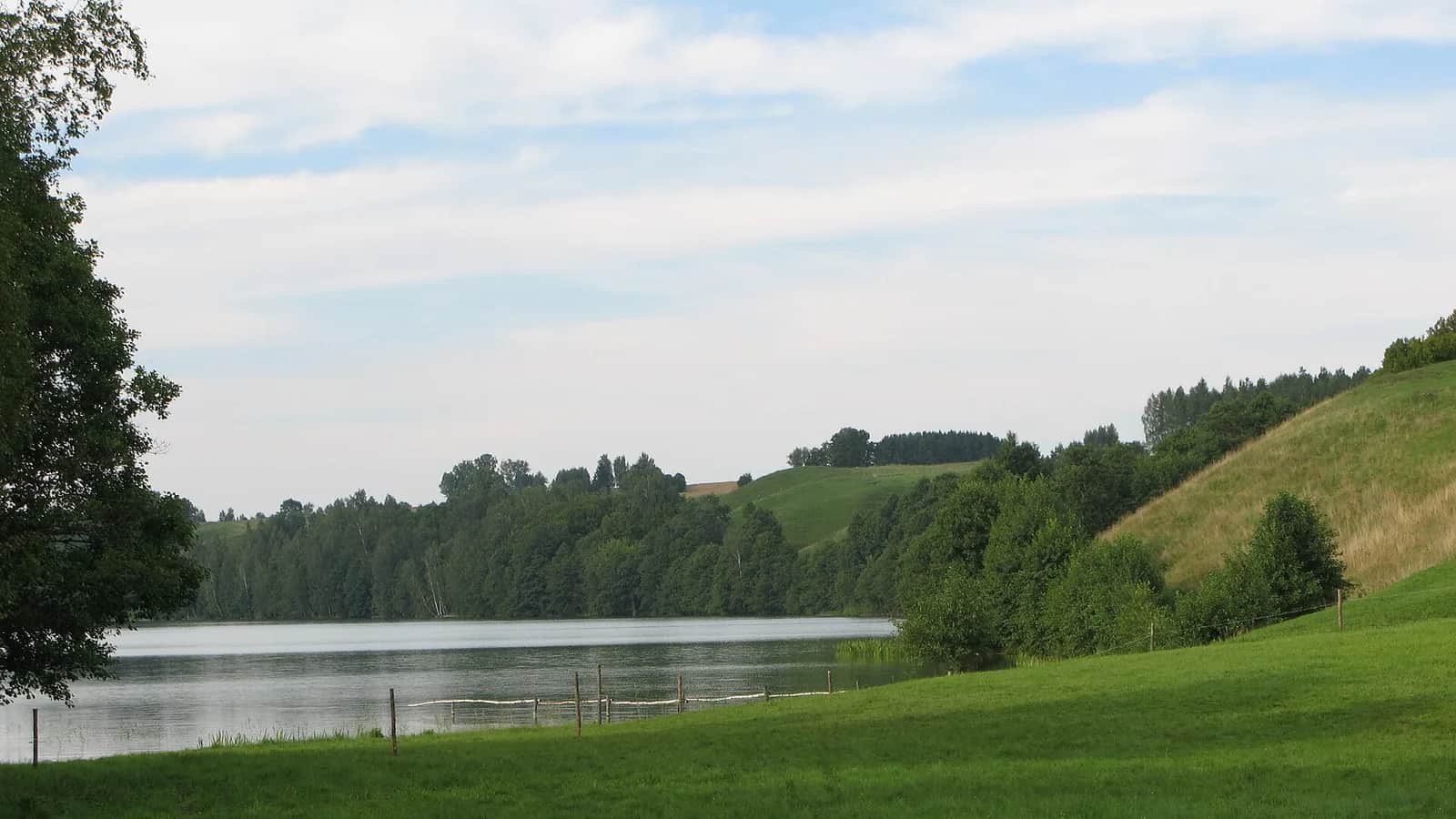 Jezero Boczne a Rydzewo: tichá strana Niegocinu