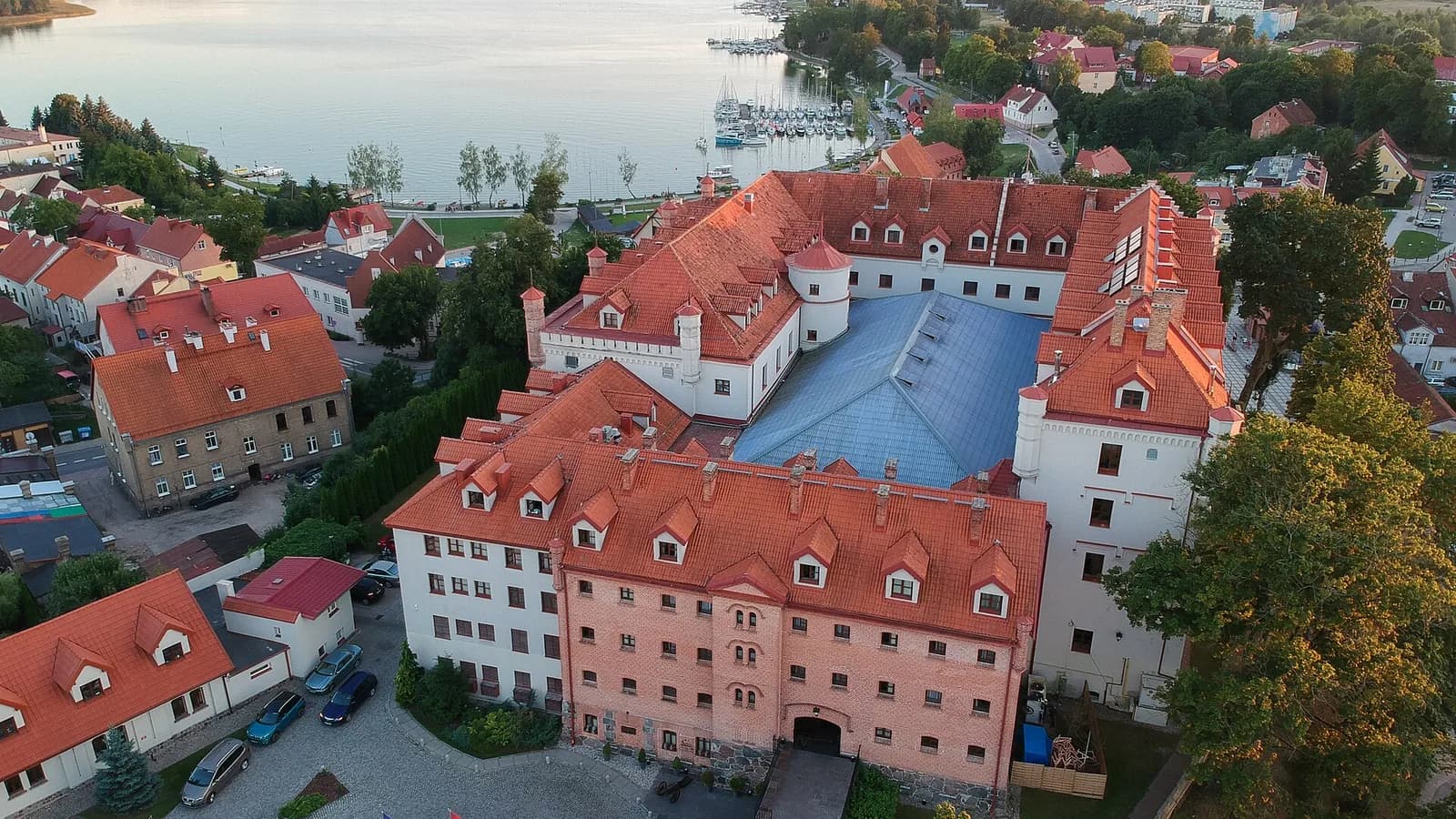 Ryn i zamek krzyżacki. Skąd nazwa „od Renu"?
