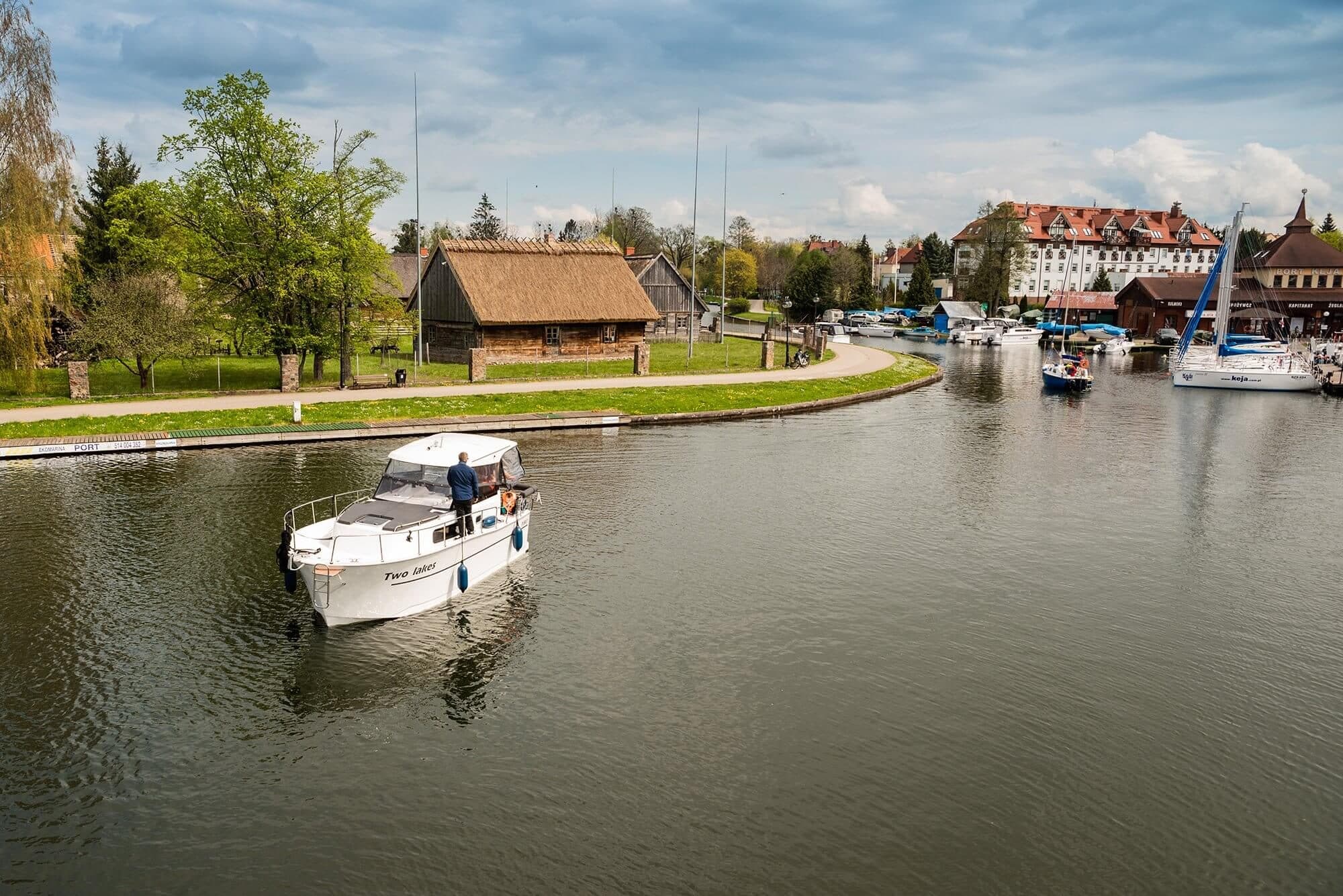 Nautika 830 — zdjęcie 2