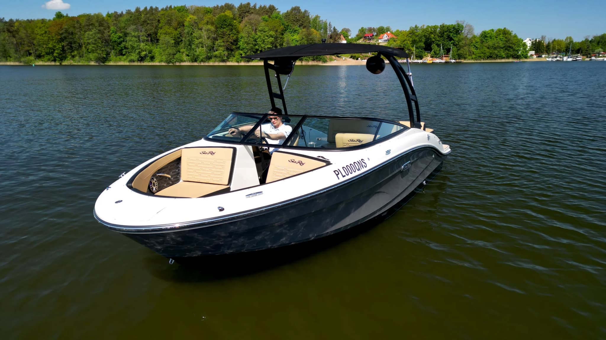Sea Ray 210 — zdjęcie 2