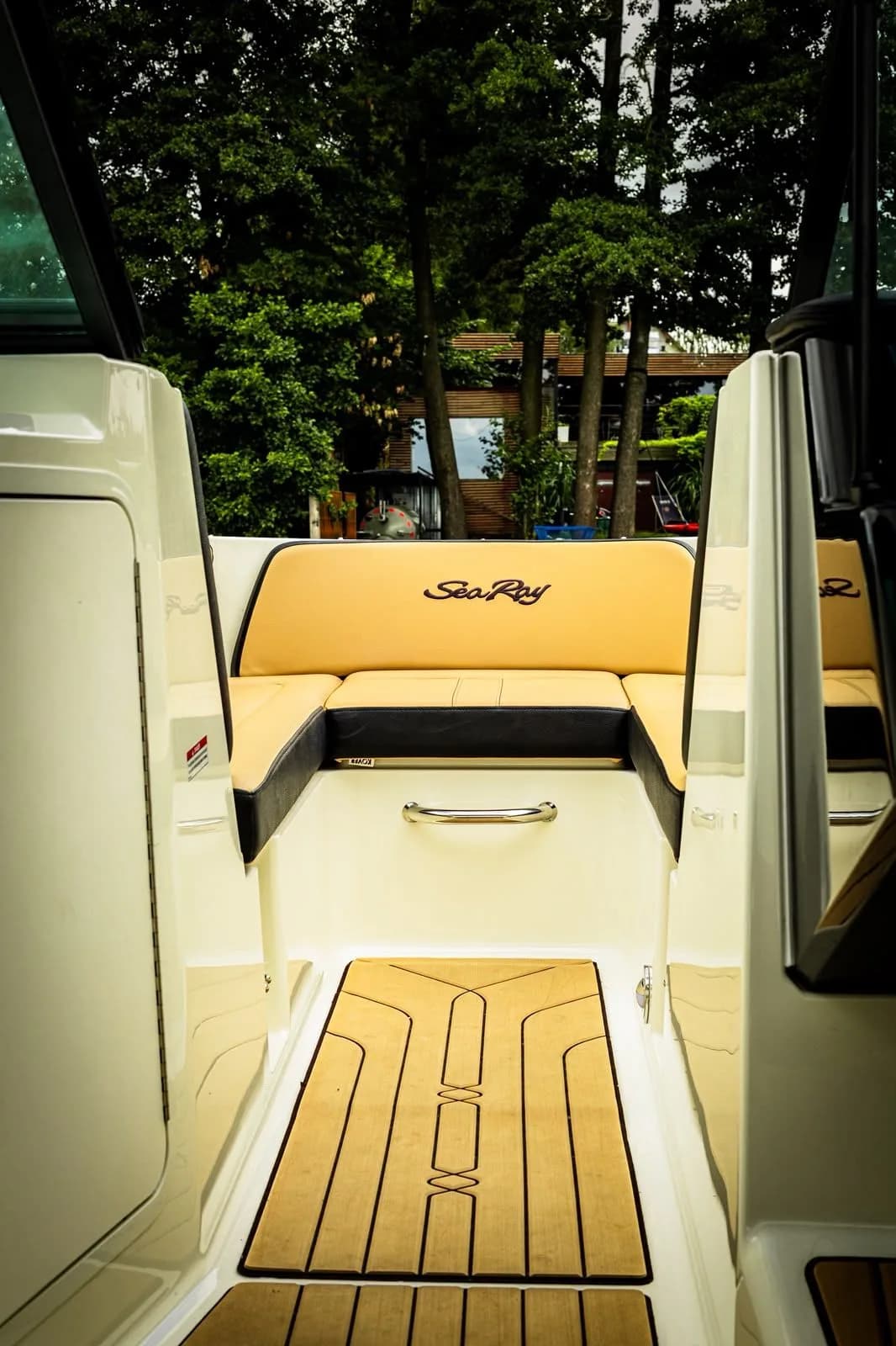 Sea Ray 210 — zdjęcie 5