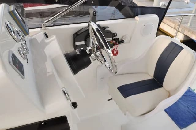 Nautika 830 — zdjęcie 3
