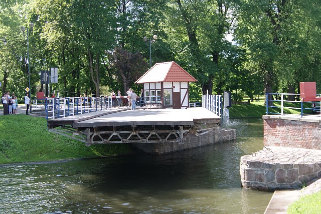 most obrotowy gizycko - atrakcje jezioro niegocin
